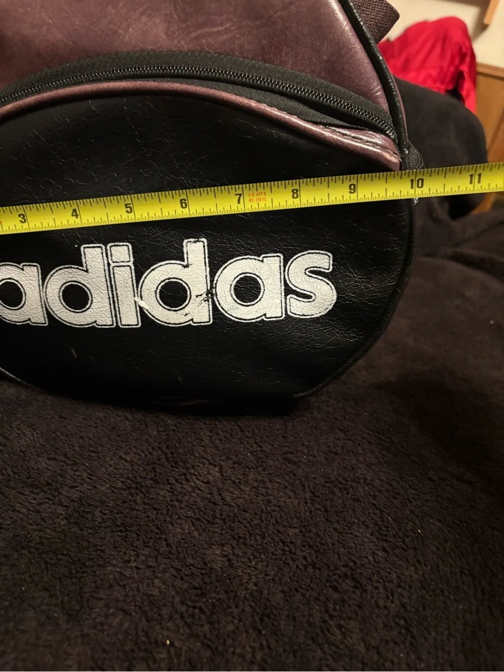 Adidas vintage 80s leather duffle bag 20”L x 10”W x 10”H Fair condition